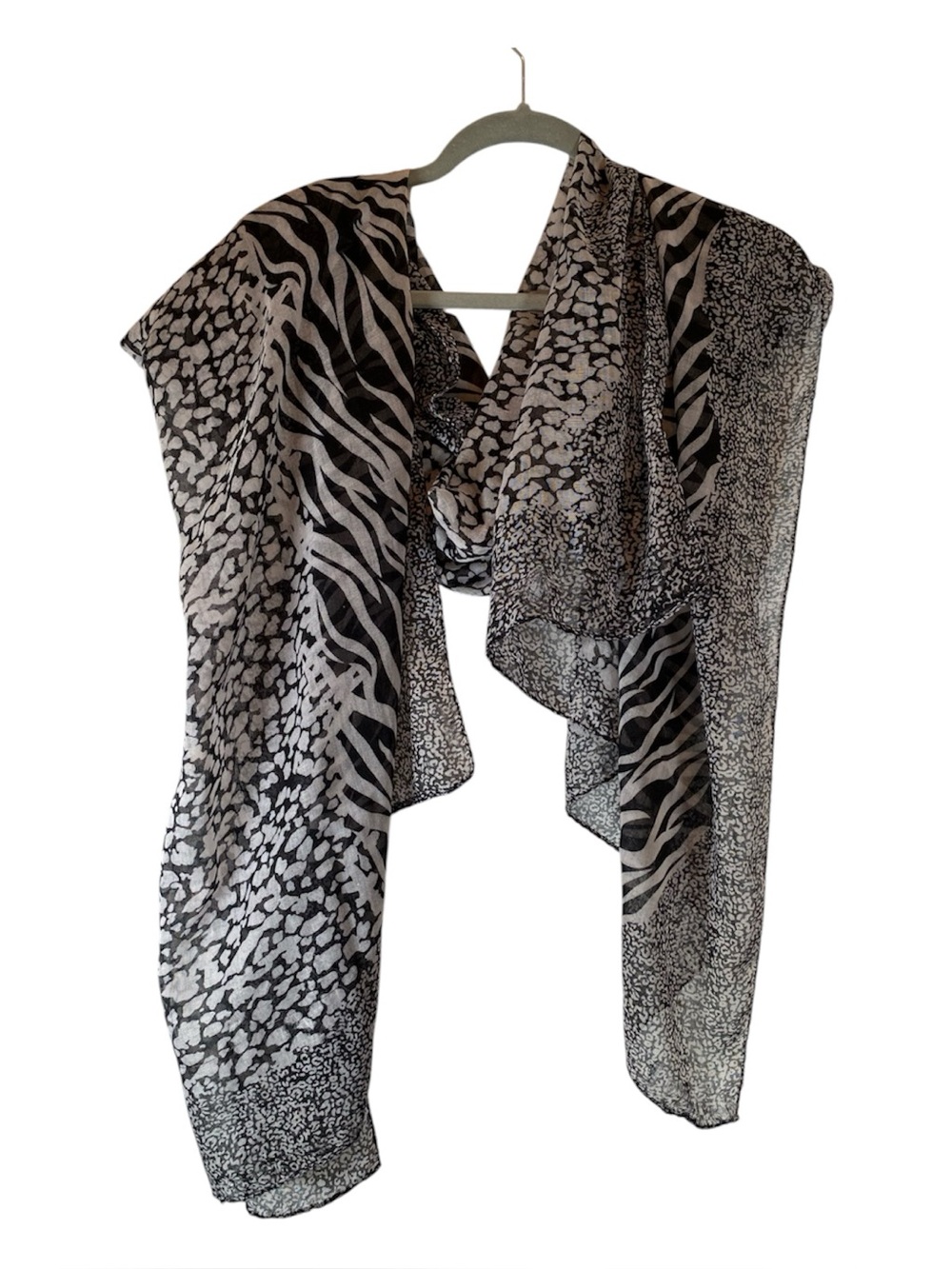 D&Y Gauzy Mixed Animal Print Scarf/Shawl/Wrap Black Gray Large